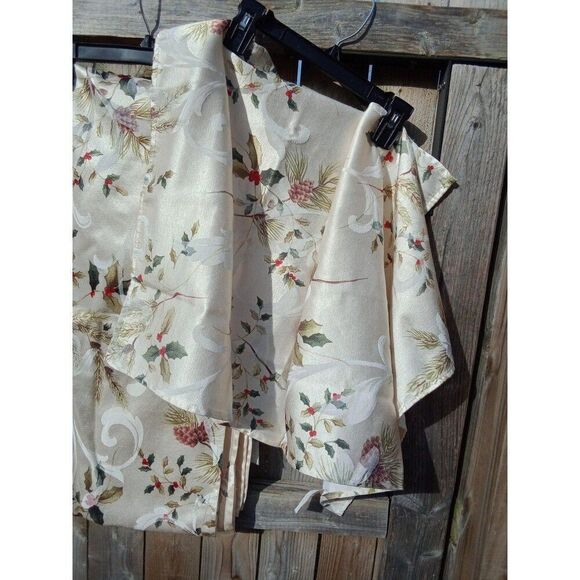 Rectangle Tablecloth & 2 Napkins by St. Nicholas Square Holly Pinecone Christmas - Picture 5 of 7